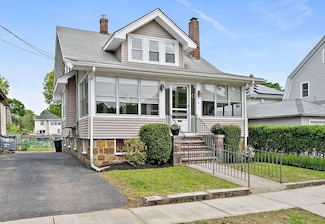 9 Granger St, Quincy, MA 02170