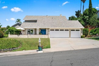 6430 El Perico Ln, Carlsbad, CA 92009