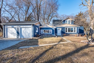 22678 W Silver Lake Ave, Antioch, IL 60002