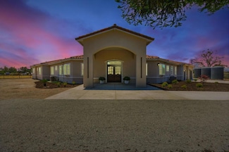 10055 Foothill Ave, Gilroy, CA 95020