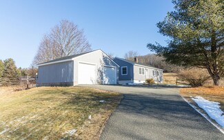 656 Tyler Hill Rd, Vernon, VT 05354