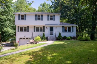 44 Lincoln St, Northborough, MA 01532