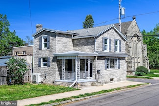 15 S Price St, Pottstown, PA 19464