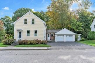 35 Granite St, Biddeford, ME 04005