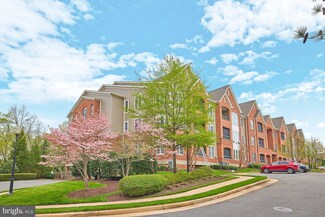 13891 Chelmsford Dr, Gainesville, VA 20155
