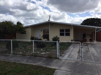 1420 W Broome St, Lantana, FL 33462