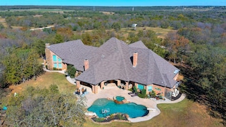 9199 Fm 1810, Chico, TX 76431