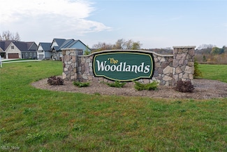 747 Grandview Cir, Hartville, OH 44632