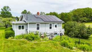 26 Cross Point Rd, Edgecomb, ME 04556