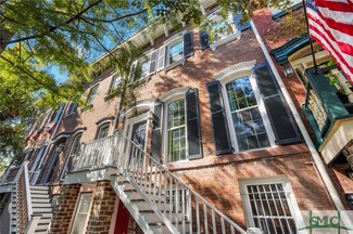 216 W Bolton St, Savannah, GA 31401