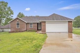 110 Fonda Ln, Willard, MO 65781