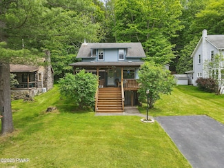305 Como Rd, Lake Como, PA 18437