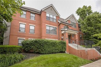 935 NE 102nd St Unit 102, Kansas City, MO 64155
