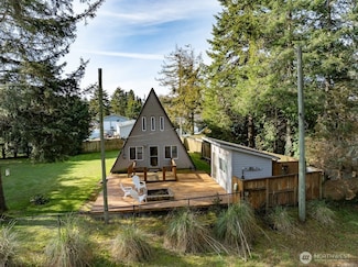 1808 227th Place, Ocean Park, WA 98640