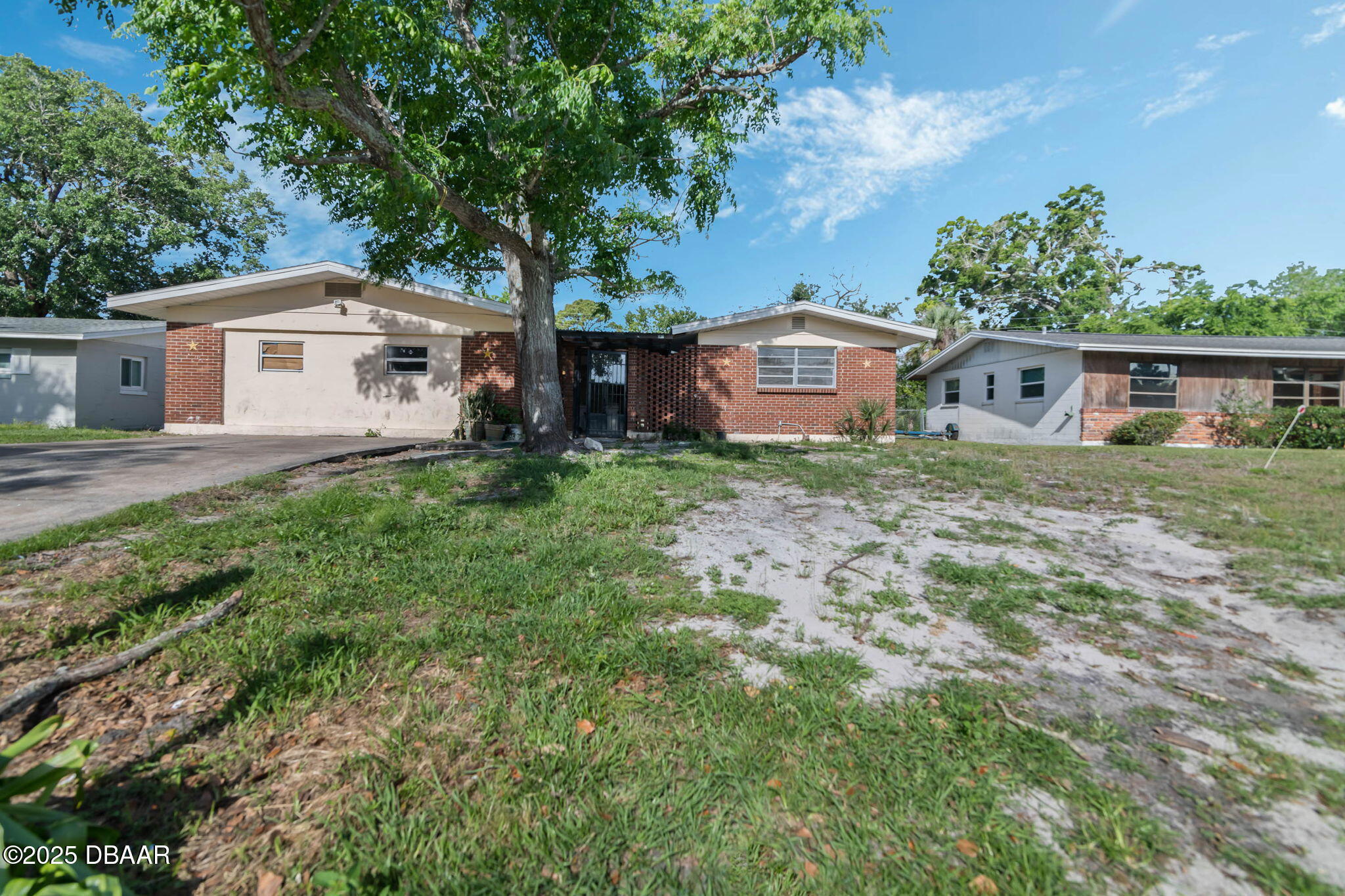 1136 Lakewood Park Dr, Daytona Beach, FL 32117