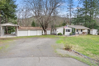 22292 Highway 62, Shady Cove, OR 97539