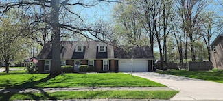 2005 Forest Valley Dr, Fort Wayne, IN 46815