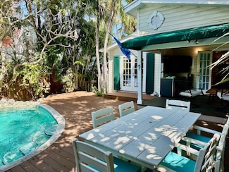1122 Margaret St, Key West, FL 33040