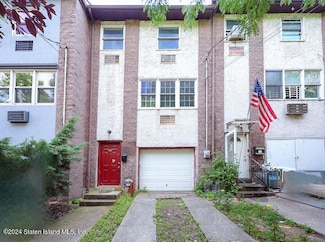 88 Cebra Ave, Staten Island, NY 10304