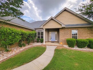 50 Meagan Dr, Deatsville, AL 36022