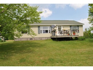 284 Evansville Rd, Brownington, VT 05860