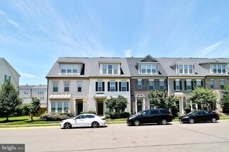 9308 Alvyn Lake Cir, Bristow, VA 20136