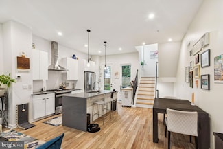 1341 S Hicks St, Philadelphia, PA 19146