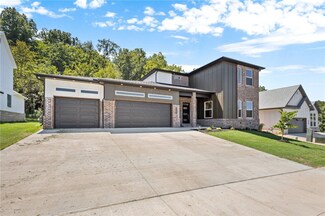 1105 Bunker Dr, Pea Ridge, AR 72751