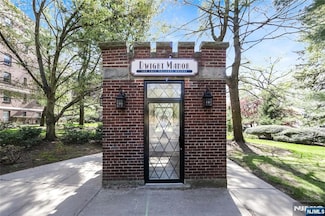 100 E Palisade Ave Unit C14, Englewood, NJ 07631