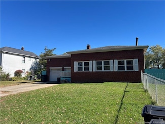 2218 Fairmont Ave, New Albany, IN 47150