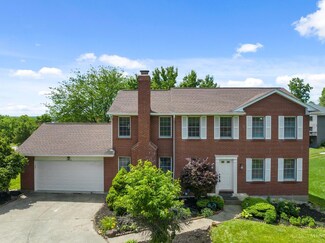 12100 Springdale Lake Dr, Cincinnati, OH 45246