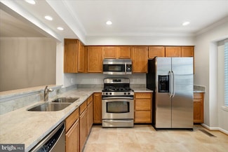 8316 Linden Oaks Ct, Lorton, VA 22079