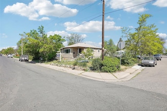 801 Hanover St, Aurora, CO 80010