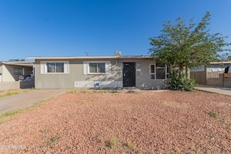 7619 W Clarendon Ave, Phoenix, AZ 85033