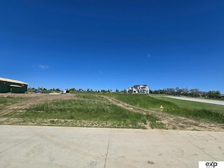 Lot 8 Cheyenne Ridge, Omaha, NE 68136