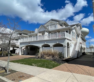 111 N Washington Ave, Margate City, NJ 08402