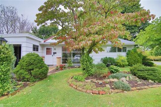 2 S 9th St, Coplay, PA 18037