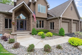 5810 Caleta Dr, Lansing, MI 48911