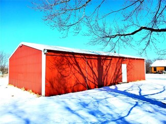 2 Delmont Dr, Mound City, KS 66056