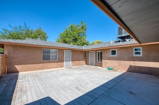 545 W Fedora Ave, Fresno, CA 93705