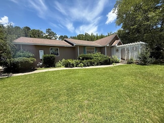 1103 Walley Dr, Waynesboro, MS 39367