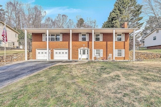 5944 Cartwright Dr, Roanoke, VA 24018