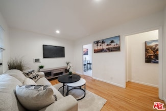 823 Highland Ave Unit 8, Glendale, CA 91202