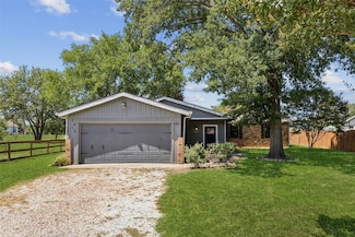 7613 Hewitt St, North Richland Hills, TX 76182