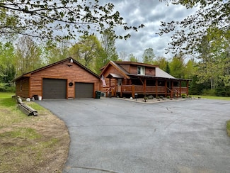 7522 Hillside Rd, Tomahawk, WI 54487
