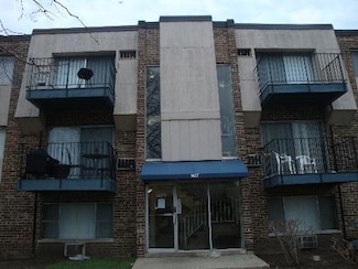 1477 N Winslowe Dr Unit 102, Palatine, IL 60074