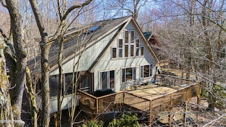 62 Oak Cir, Lake Ariel, PA 18436