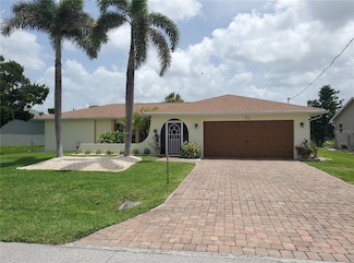 2220 Broad Ranch Dr, Port Charlotte, FL 33948
