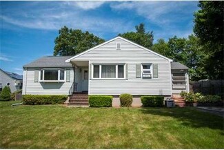 19 Carroll Rd, Woburn, MA 01801
