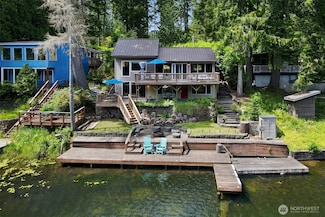 292 NE Lake Dr, Tahuya, WA 98588